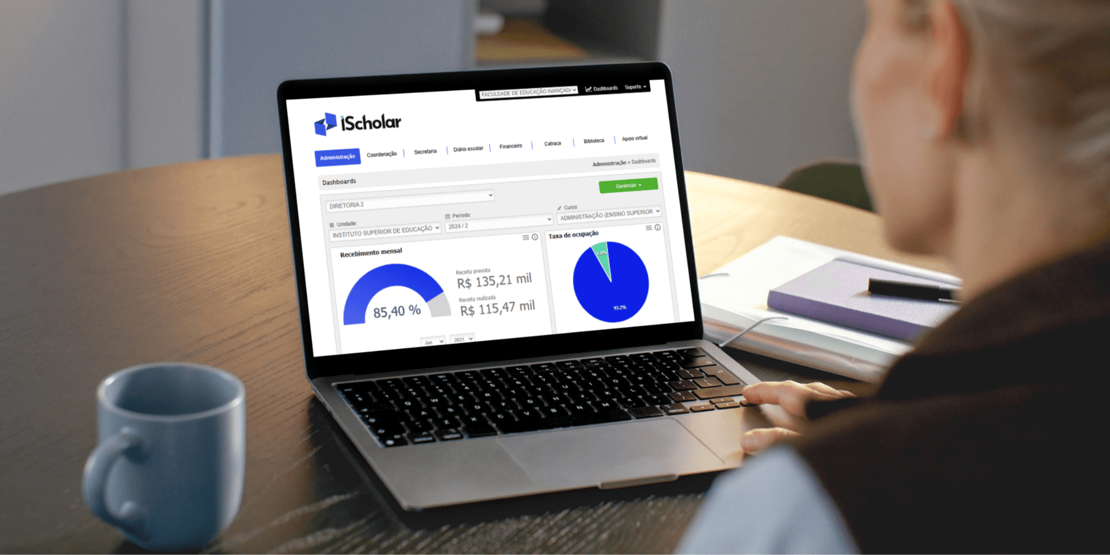 Mockup Ambientado - BI .png